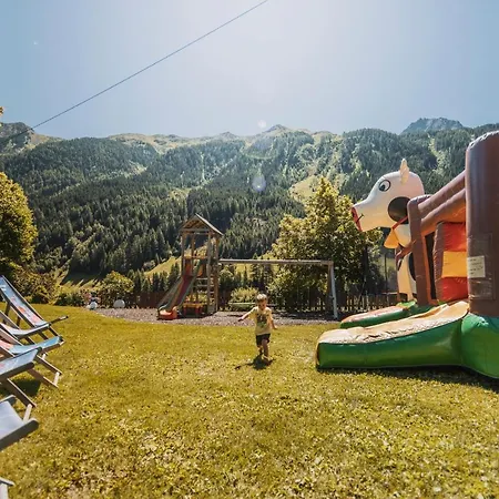 Alp Larain Bed & Breakfast Ischgl