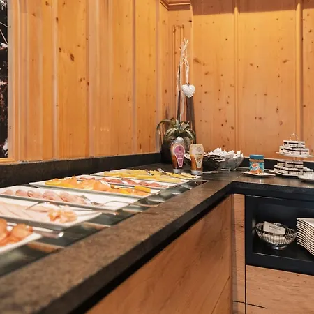 Alp Larain Bed & Breakfast Ischgl