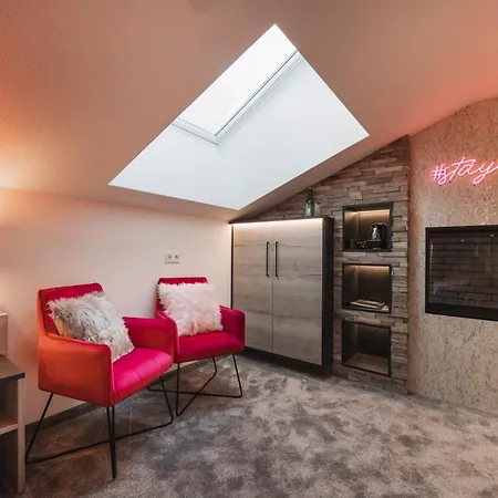 Alojamento de Acomodação e Pequeno-almoço Alp Larain 4*