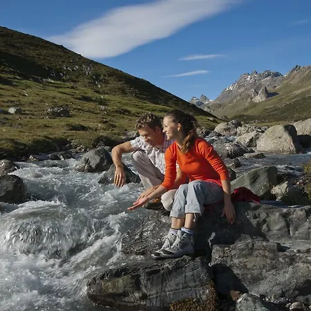 Bed & Breakfast Alp Larain *