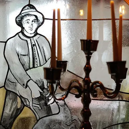 住宿加早餐酒店 Alp Larain 4*