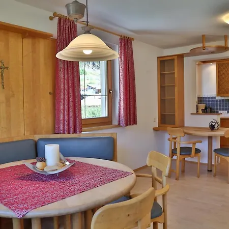 Alp Larain Bed & Breakfast Ischgl