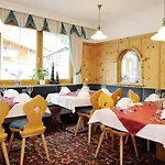 Bed and Breakfast Alp Larain Ισγκλ