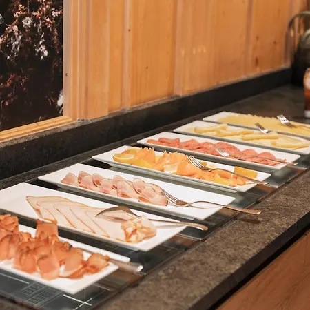 Alp Larain Oda ve Kahvaltı Ischgl